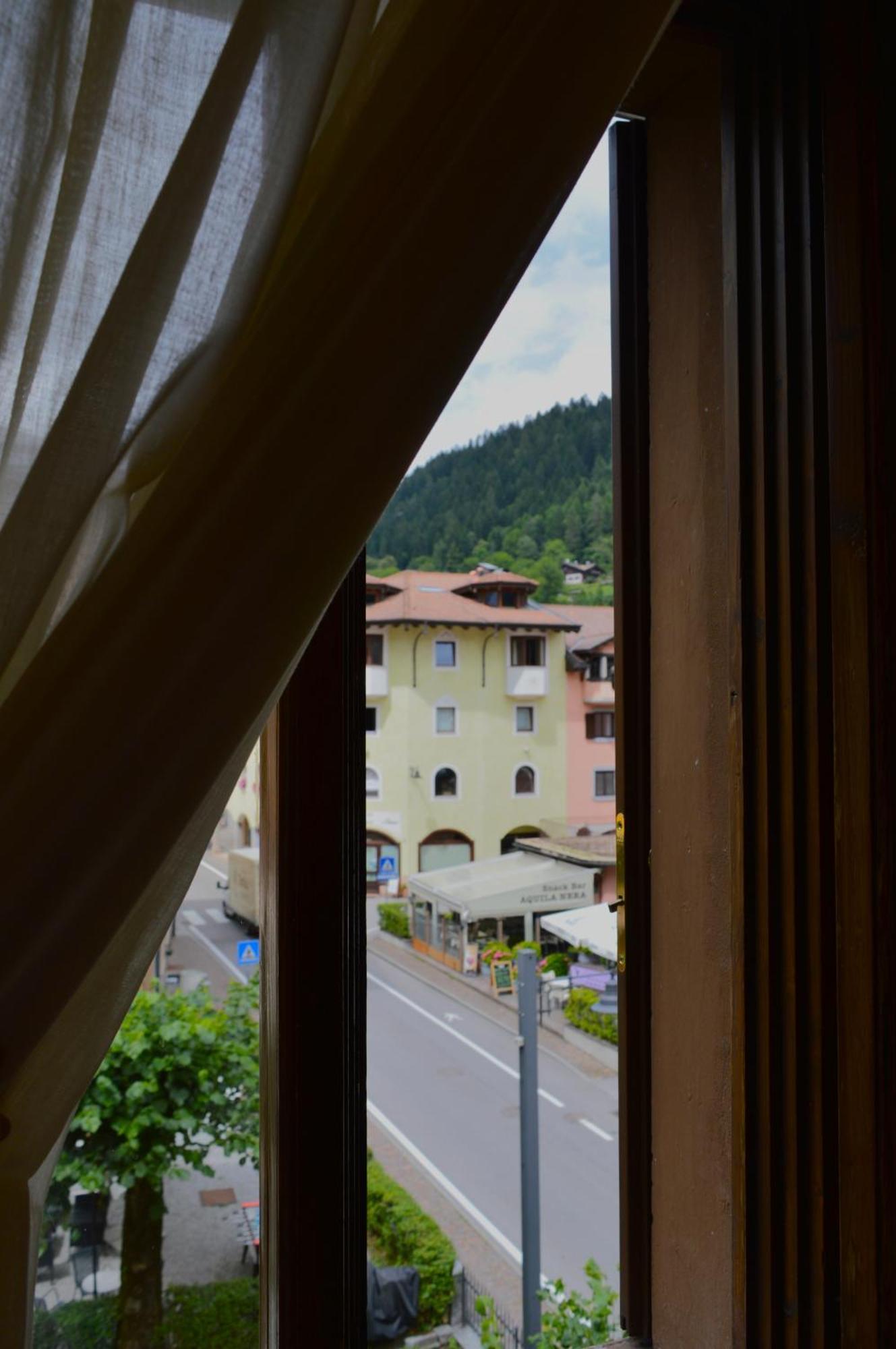 Hotel Wanda Pinzolo Exterior foto